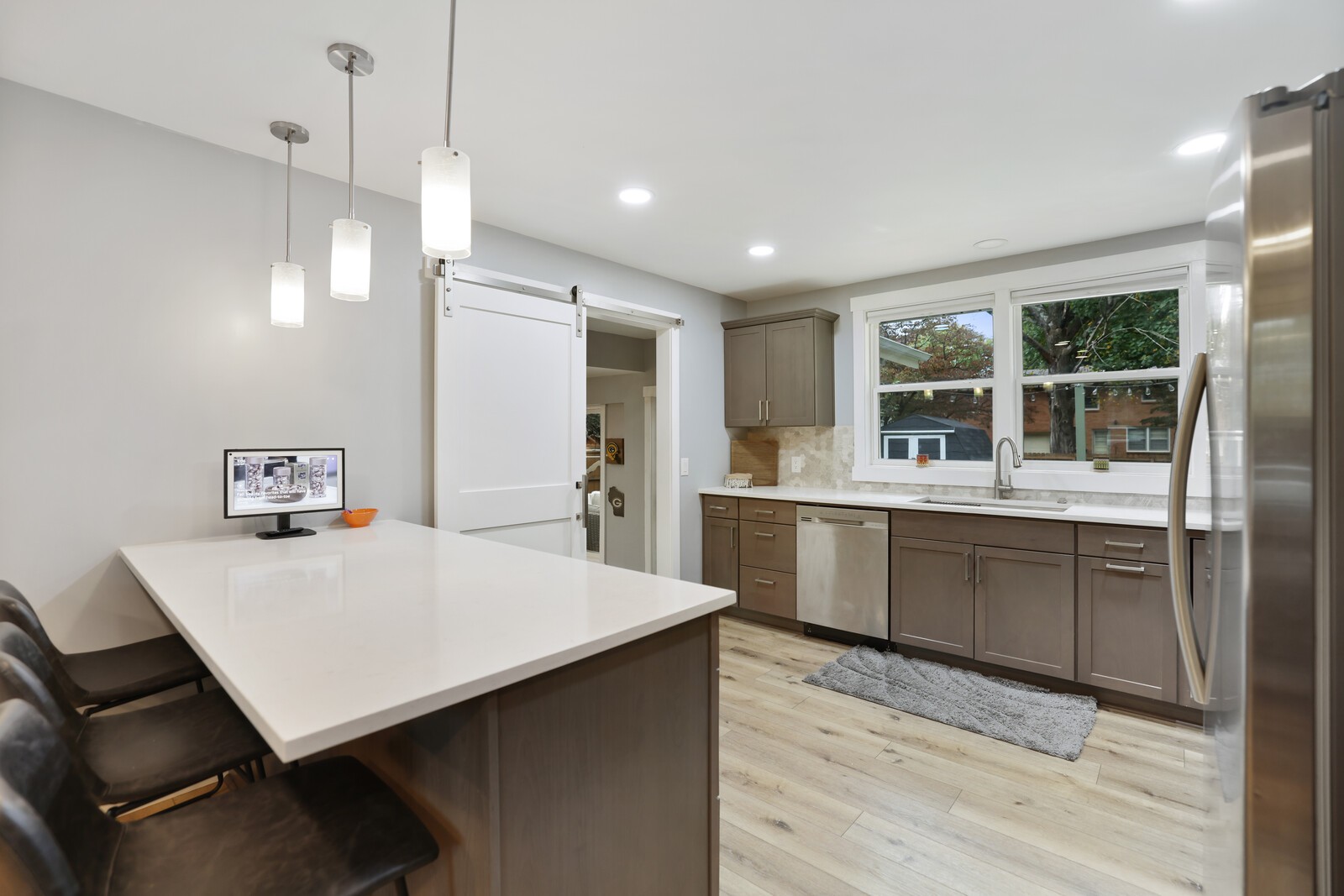 4267 Samoa Dr