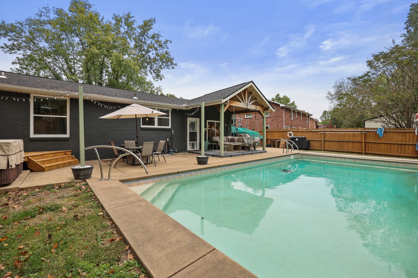 4267 Samoa Dr