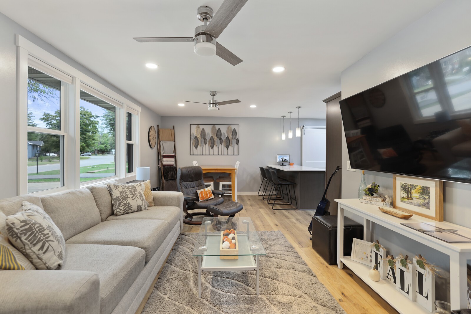 4267 Samoa Dr