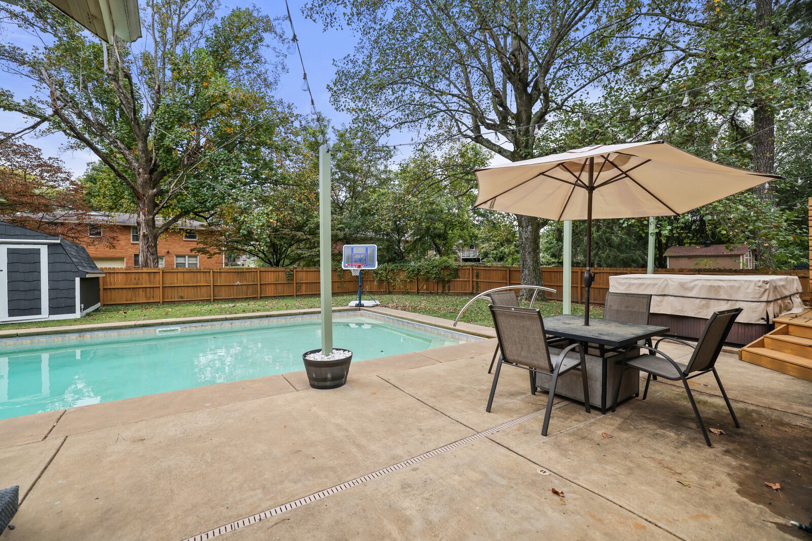 4267 Samoa Dr
