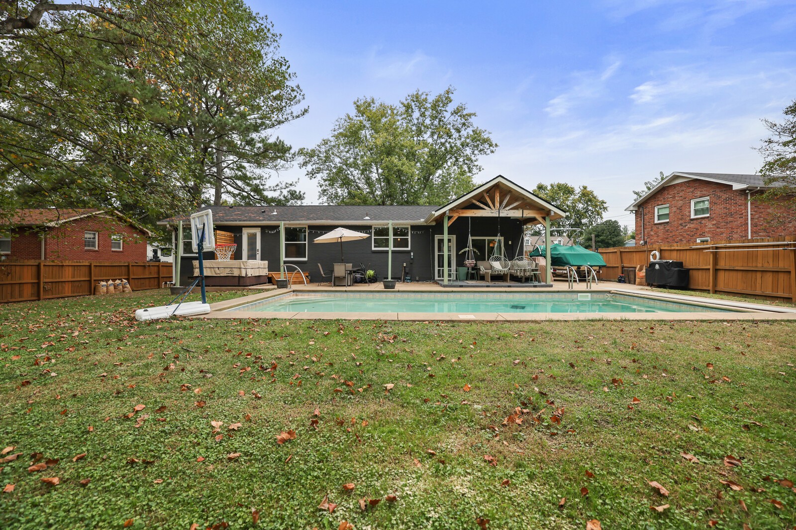 4267 Samoa Dr