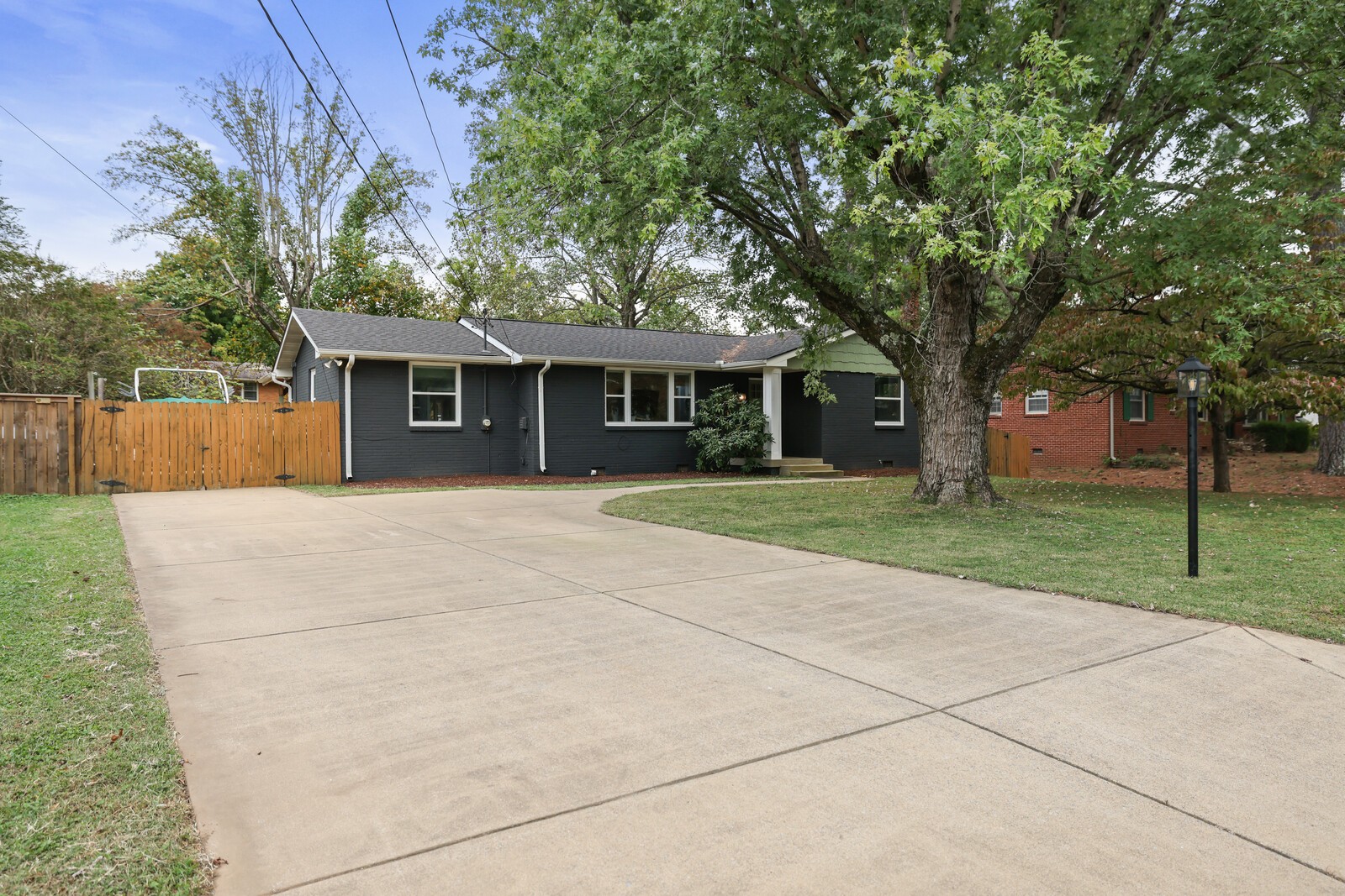 4267 Samoa Dr