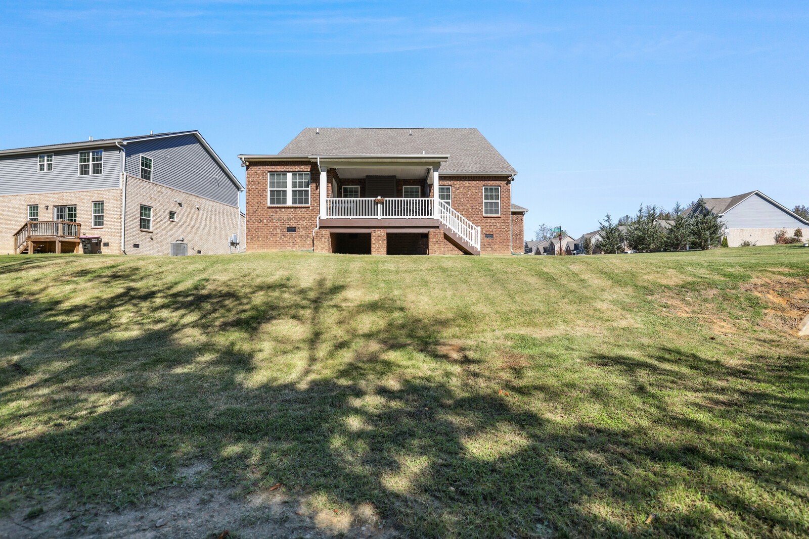 801 Twin Falls Dr