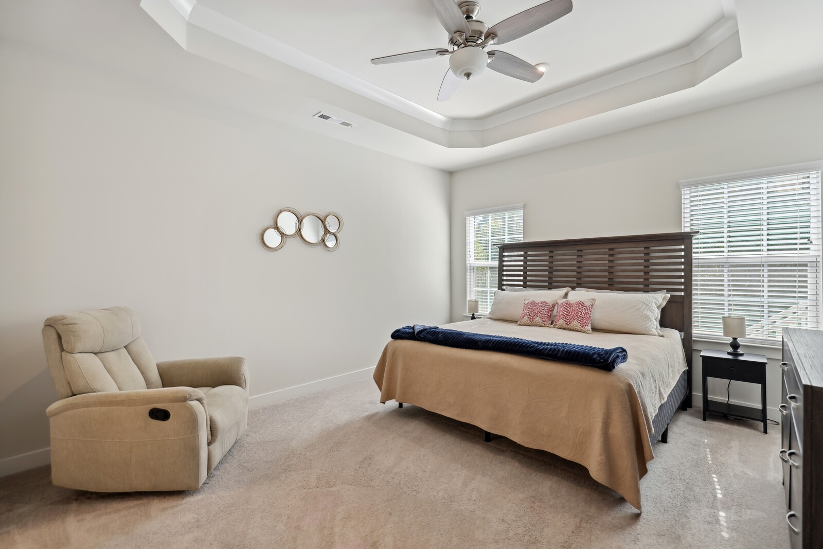 801 Twin Falls Dr