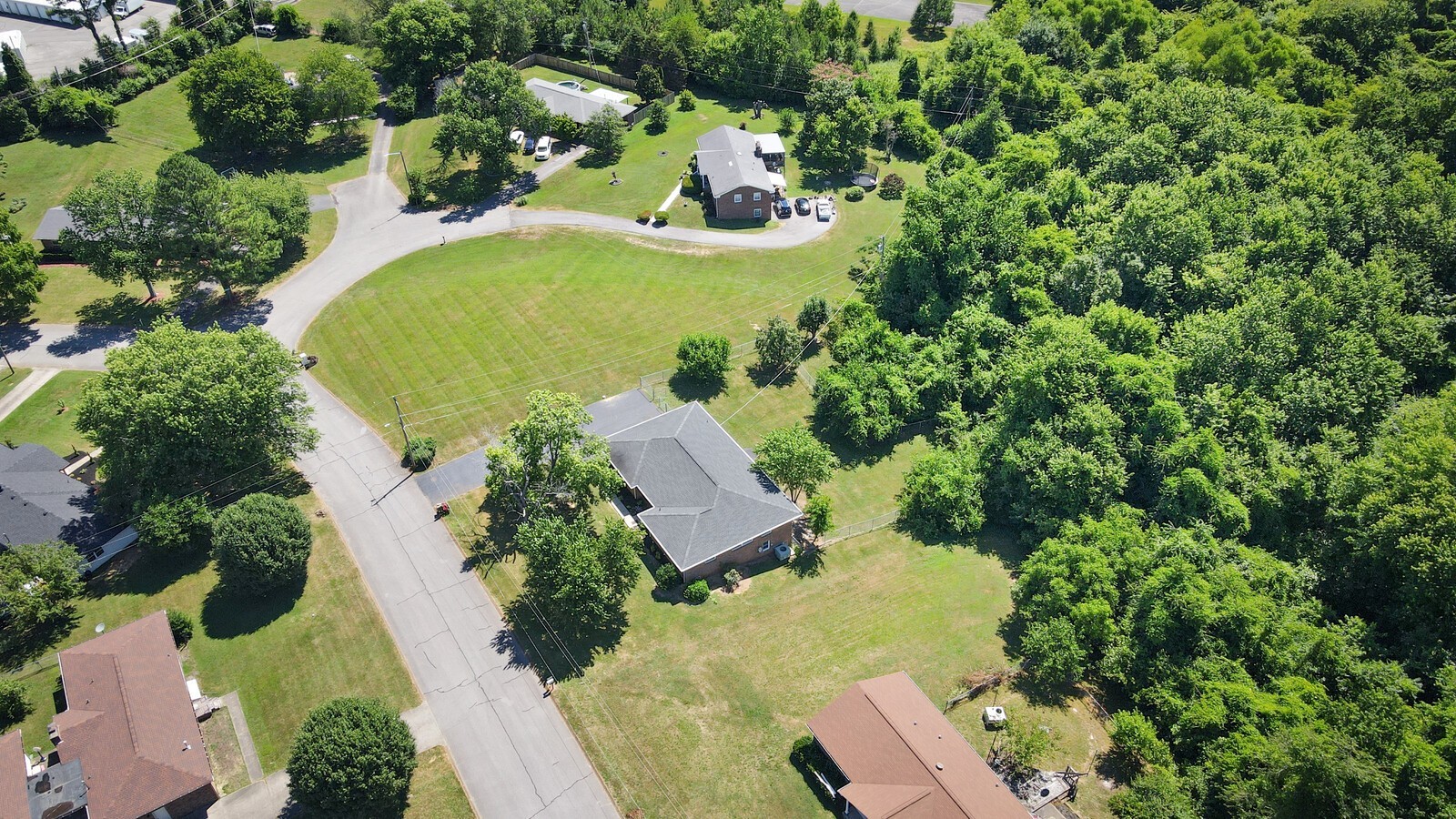200 Lee Ln