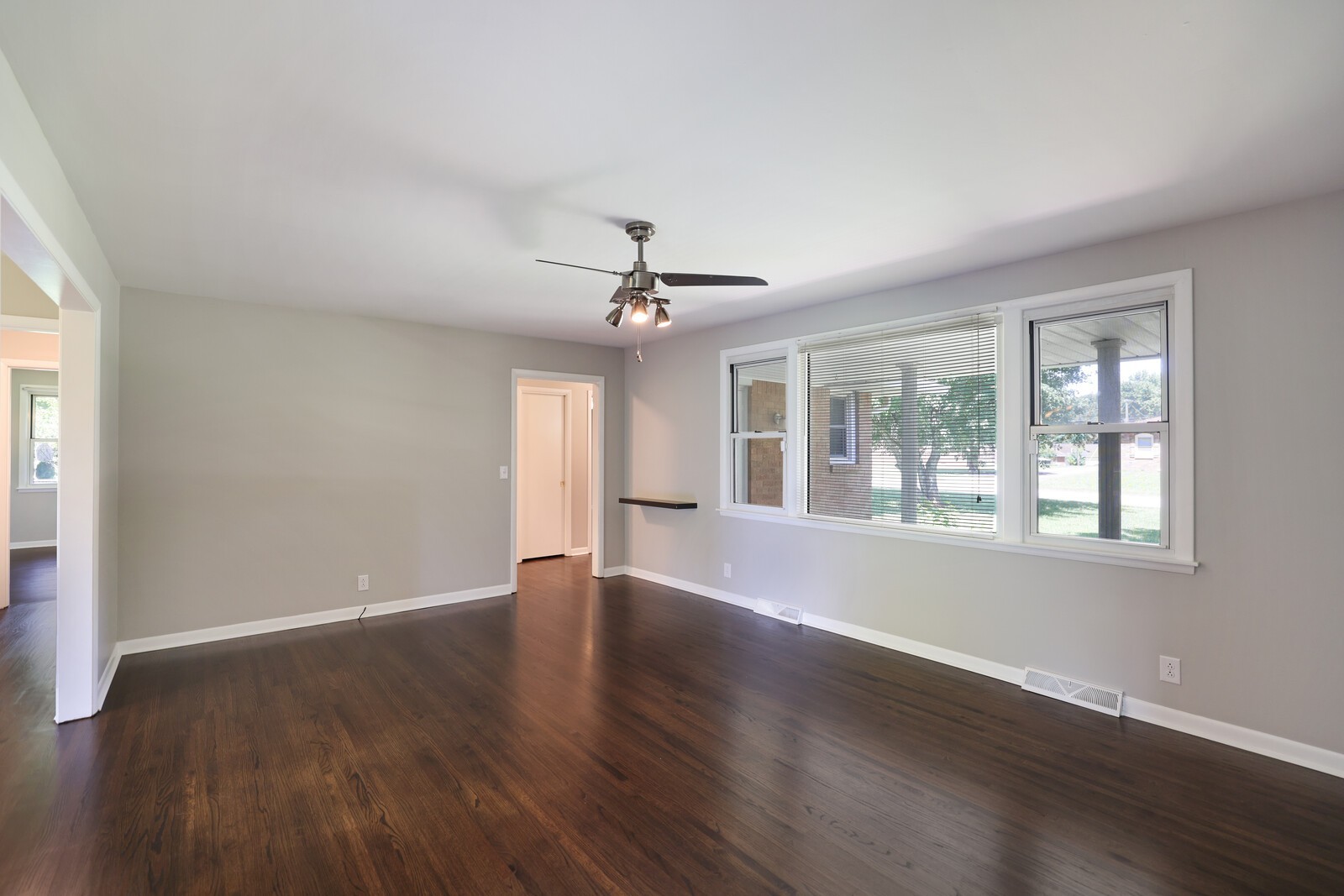 200 Lee Ln