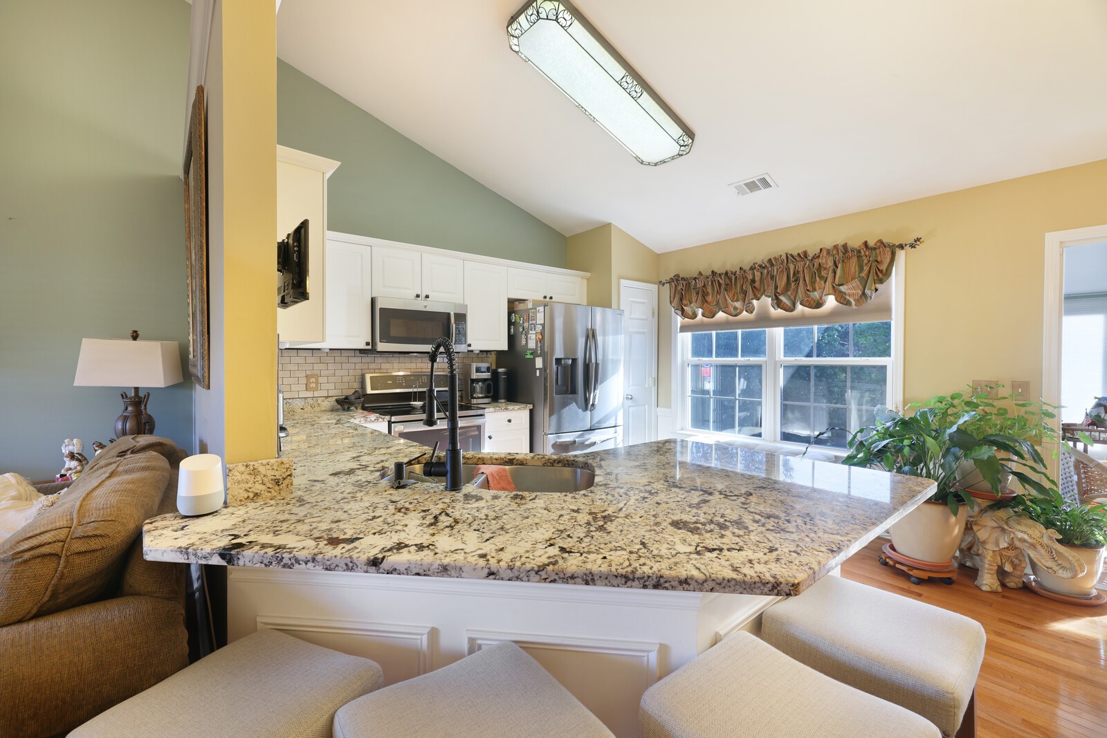 2269 Monthemer Cove Dr