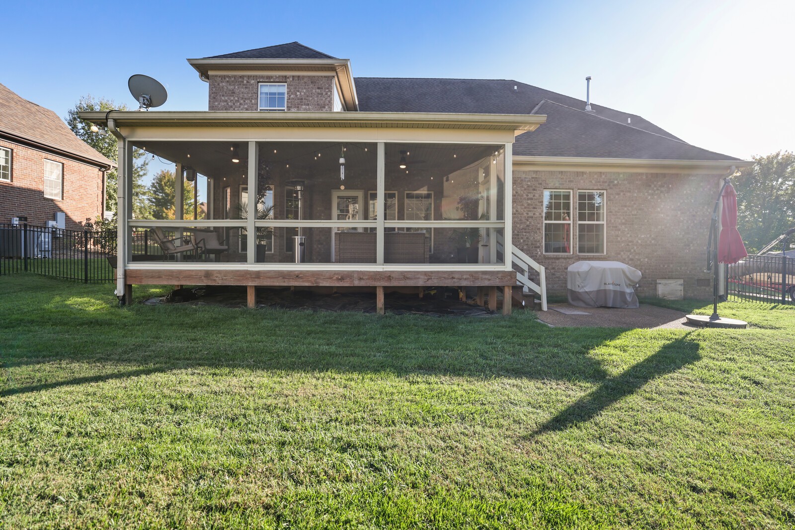 366 Raintree Dr