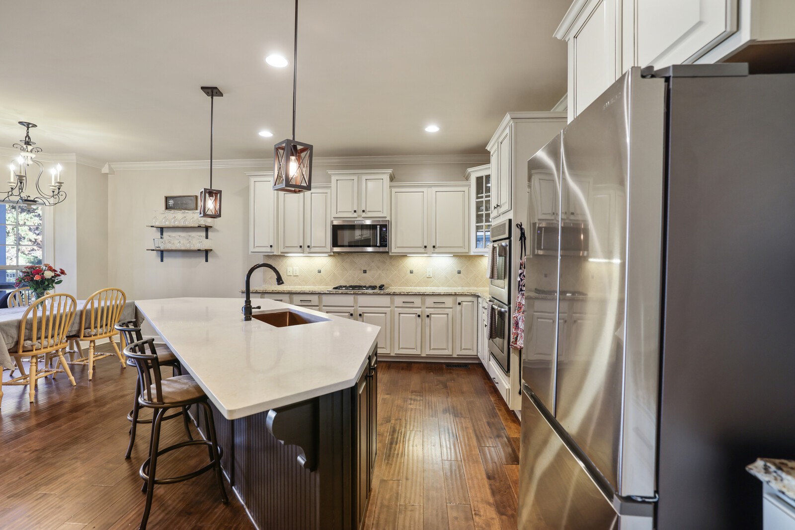 366 Raintree Dr