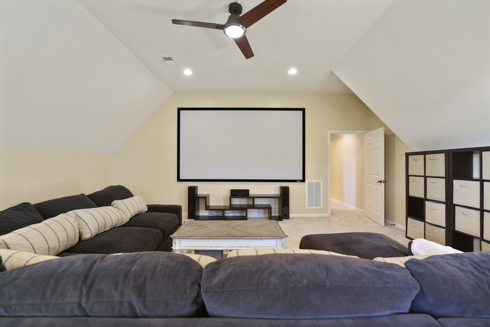 366 Raintree Dr