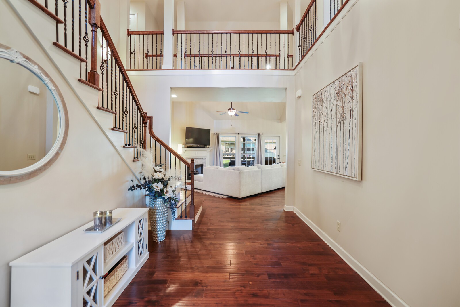 366 Raintree Dr
