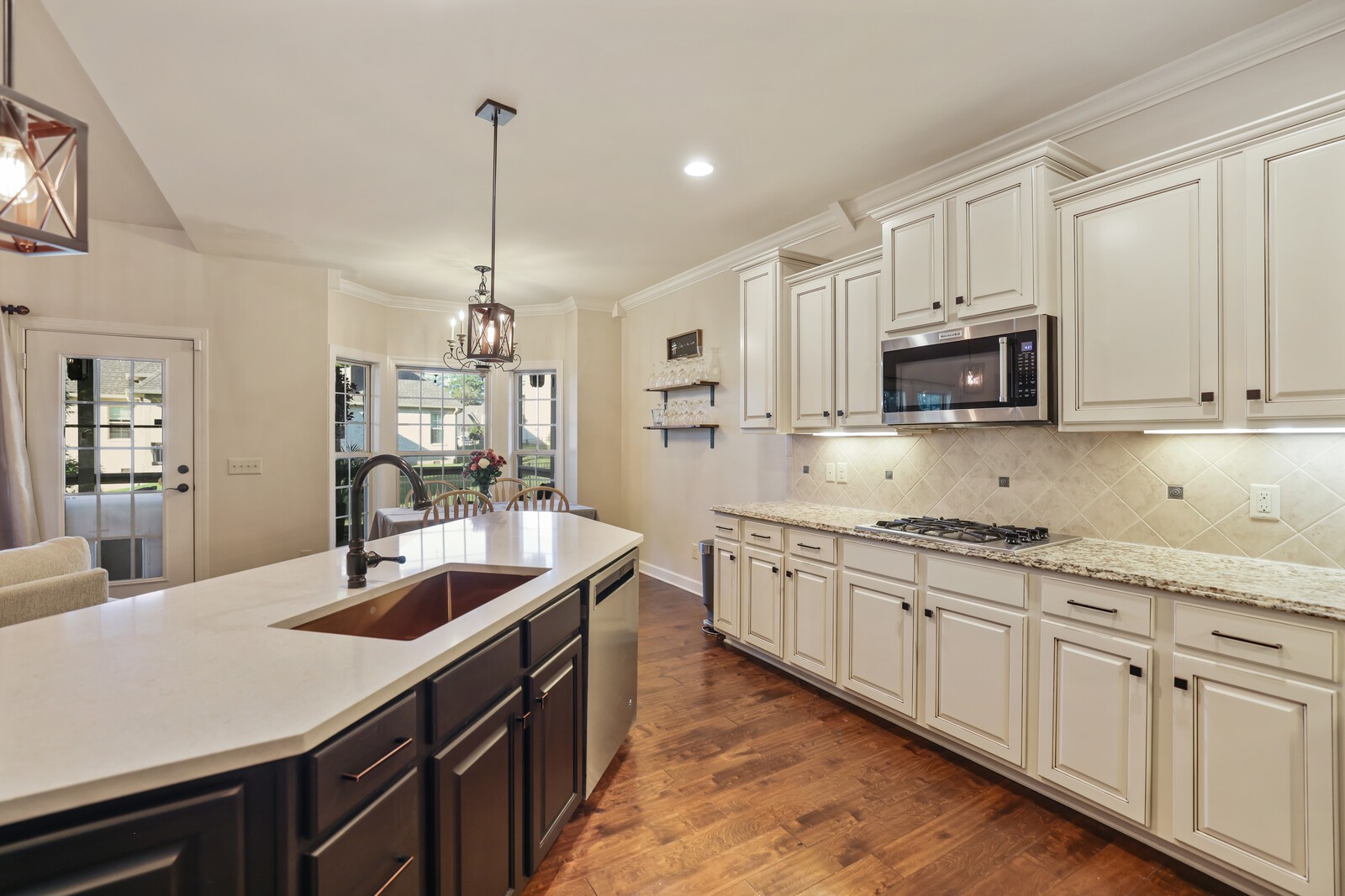 366 Raintree Dr