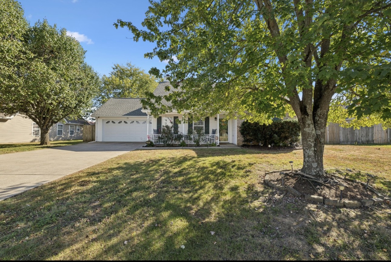 2202 Rosecran Cir