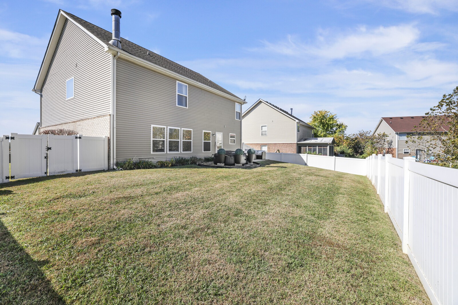 2843 Meadow Glen