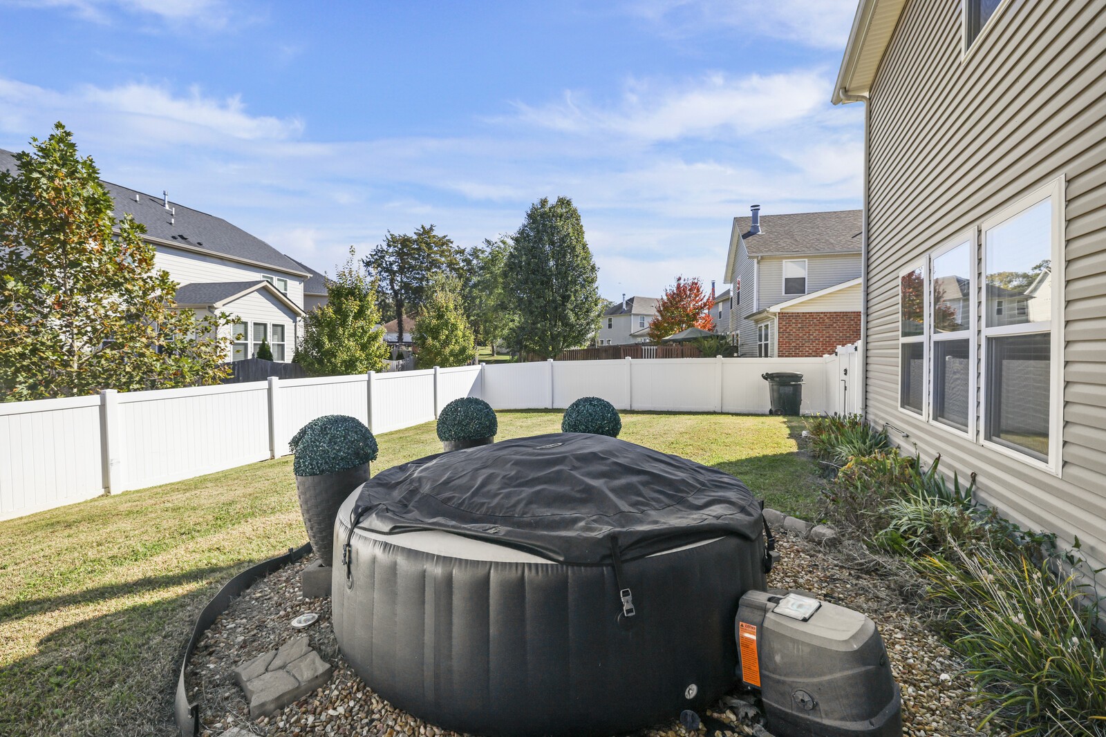 2843 Meadow Glen