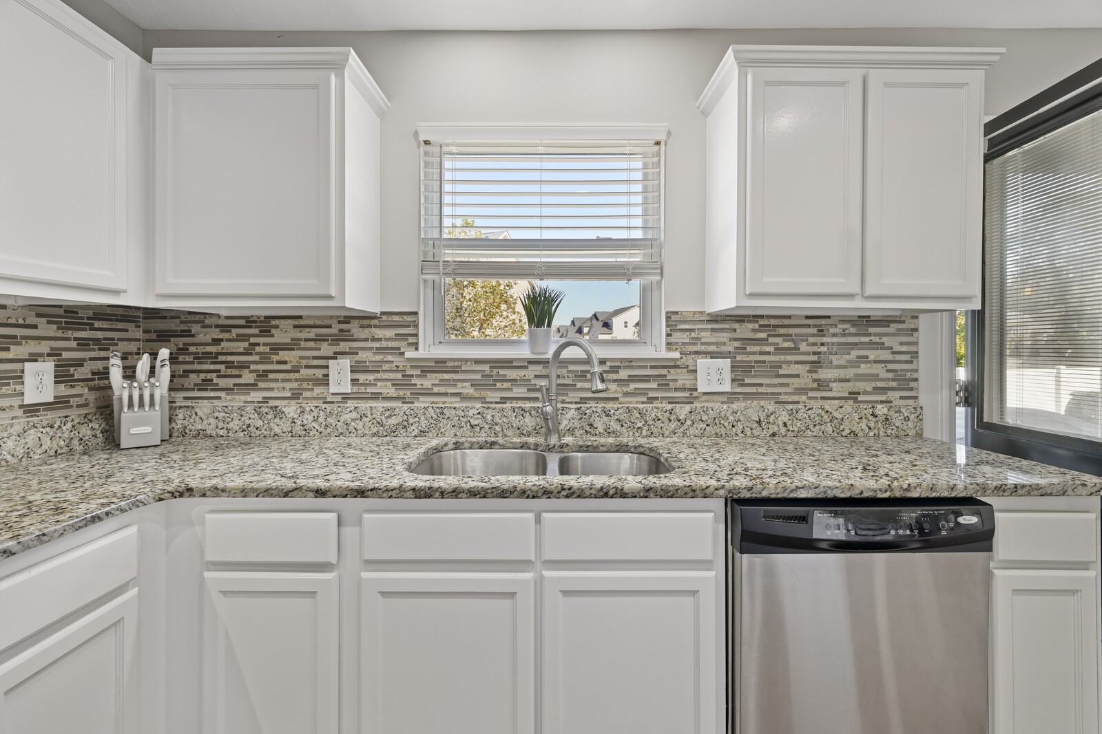 2843 Meadow Glen