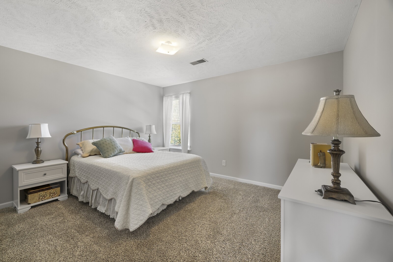 2843 Meadow Glen