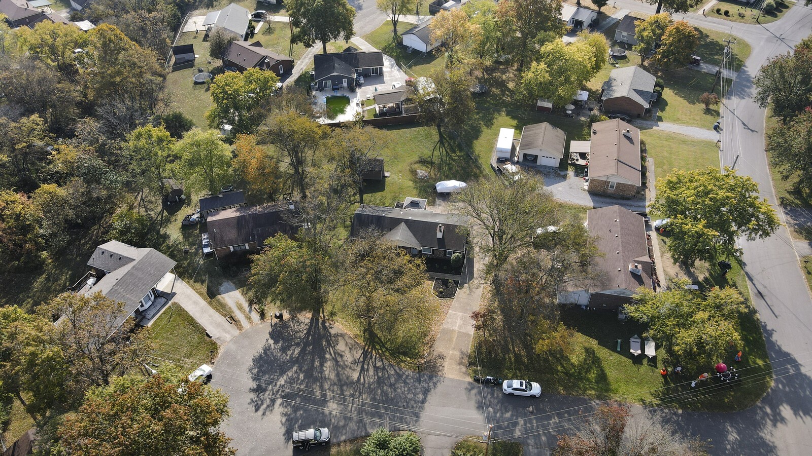 102 Holly Ct