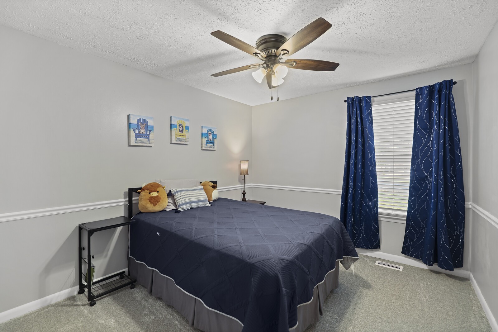 102 Holly Ct
