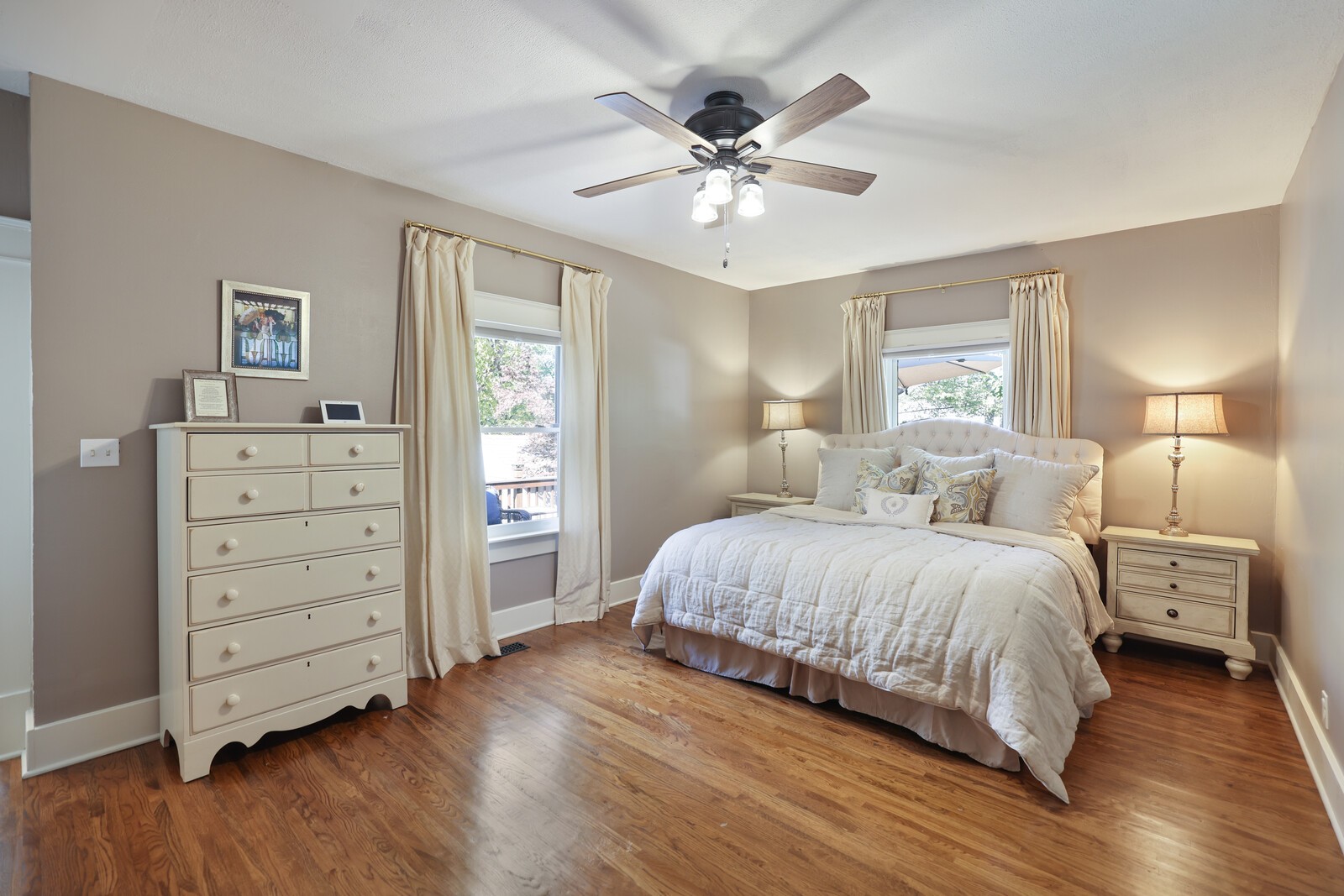 160 Woodmont Blvd