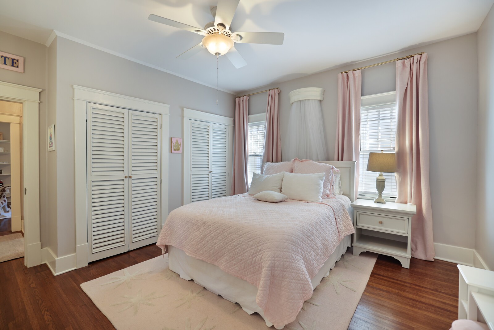 160 Woodmont Blvd