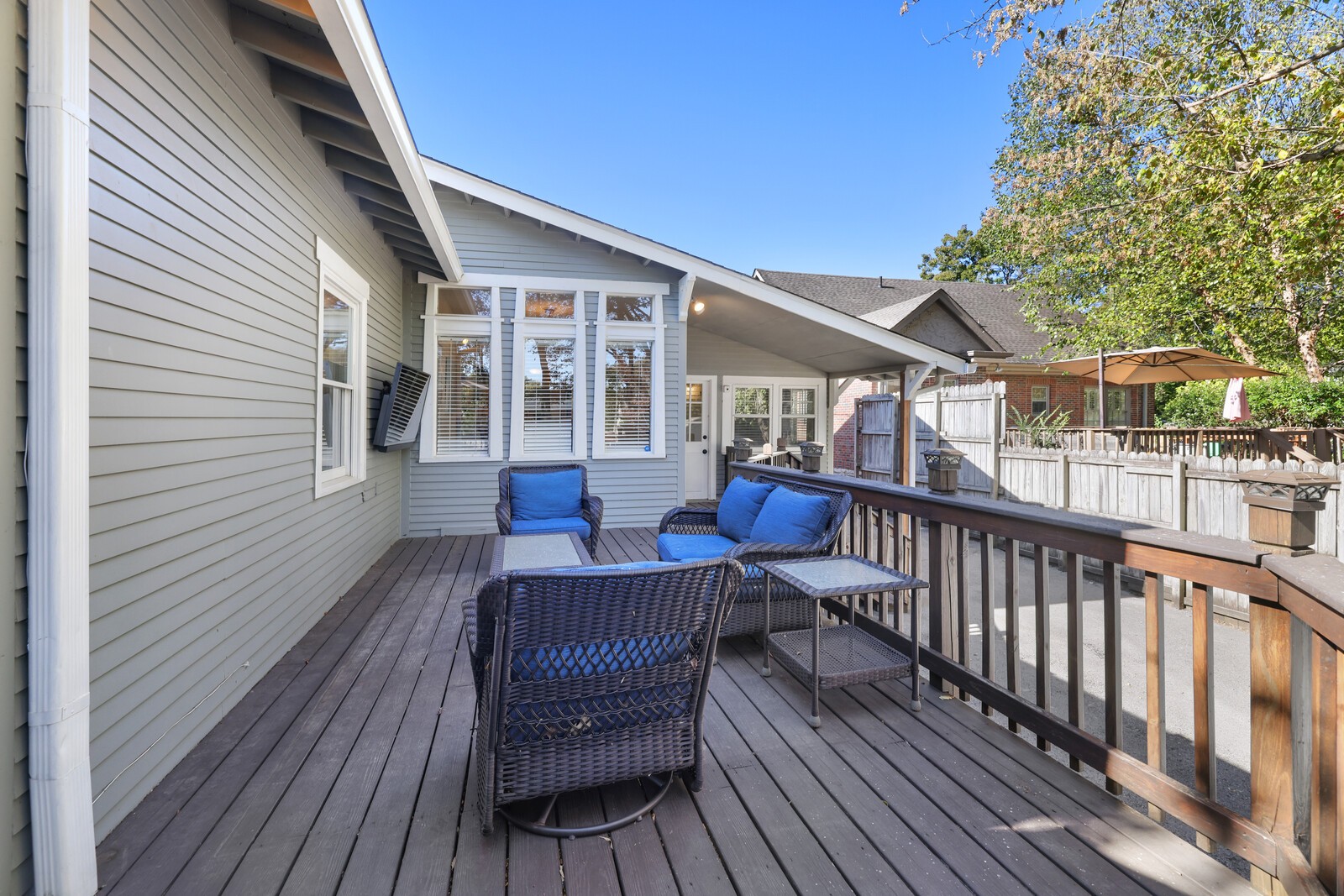 160 Woodmont Blvd