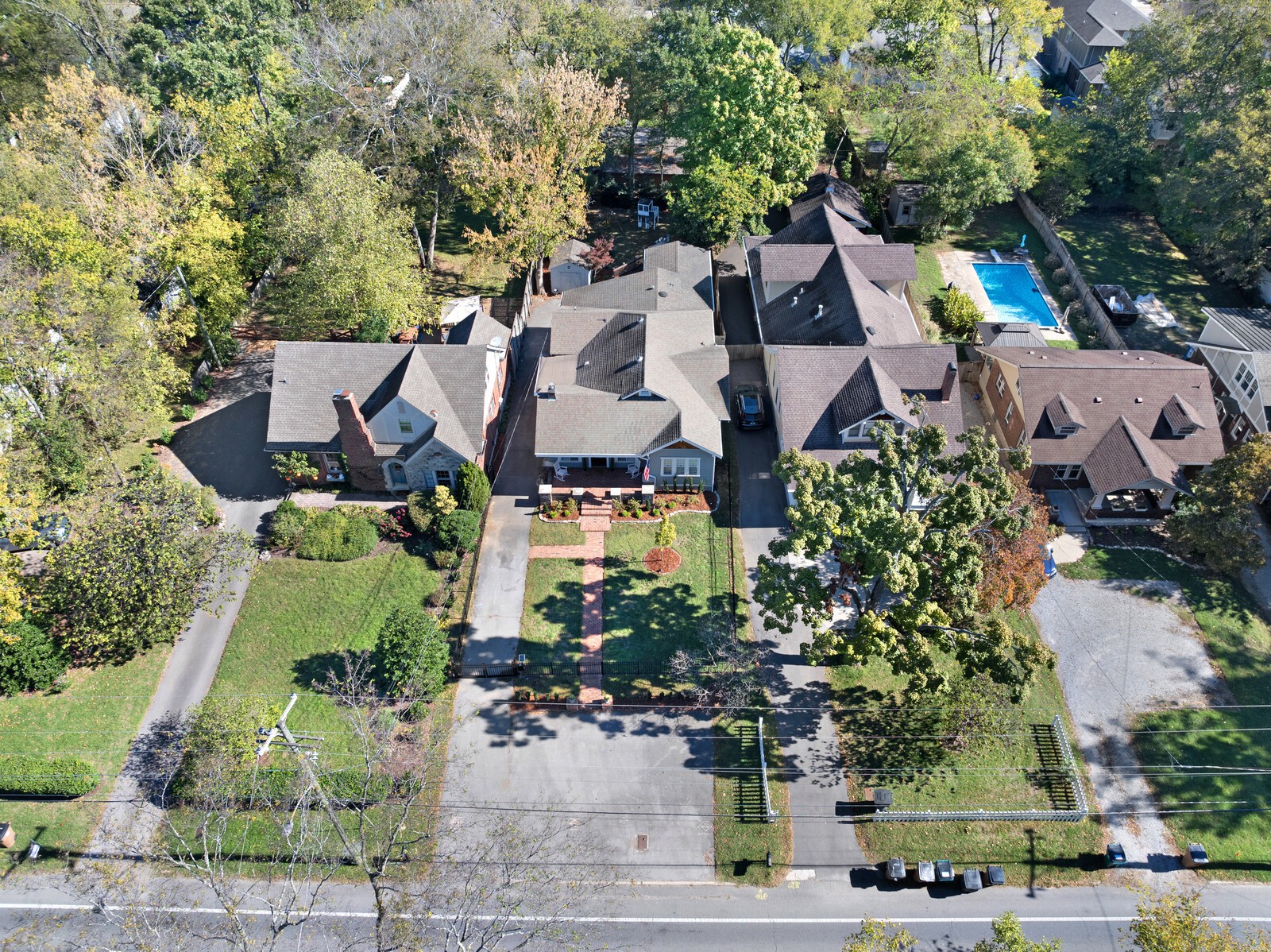 160 Woodmont Blvd