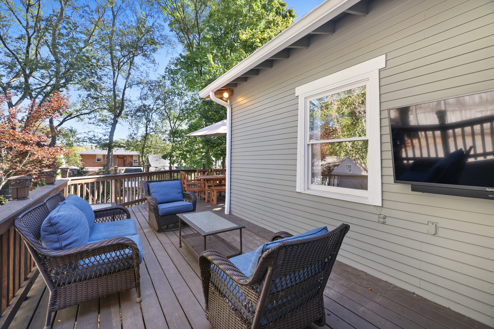 160 Woodmont Blvd