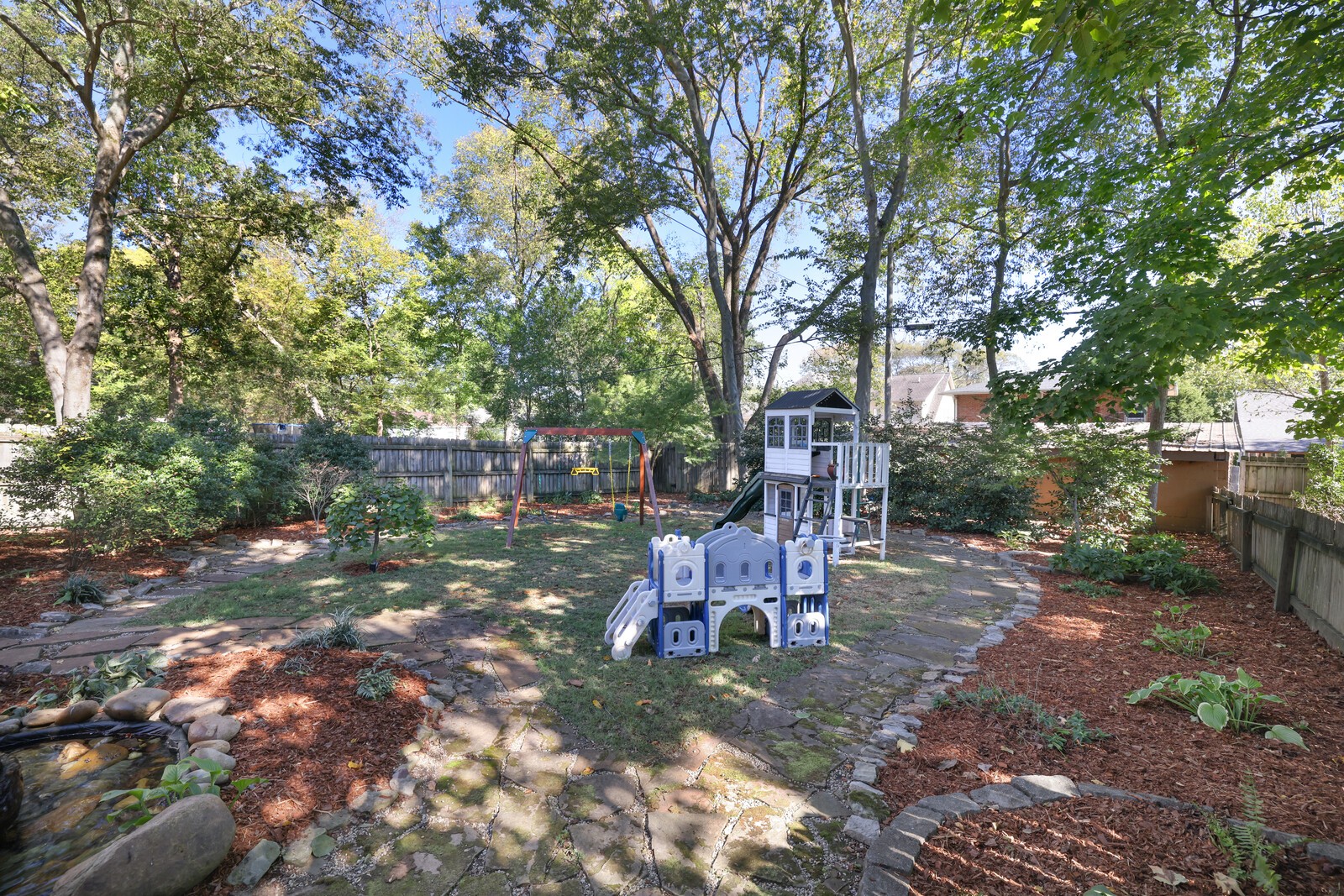 160 Woodmont Blvd
