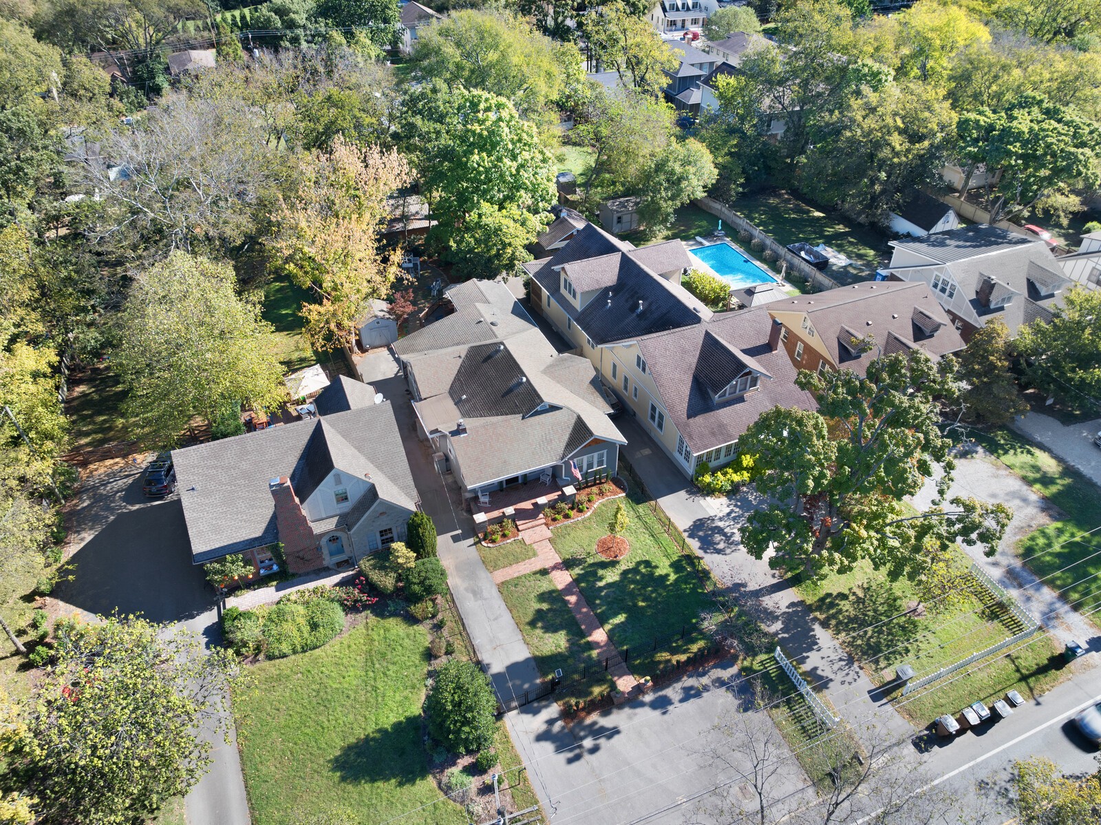 160 Woodmont Blvd