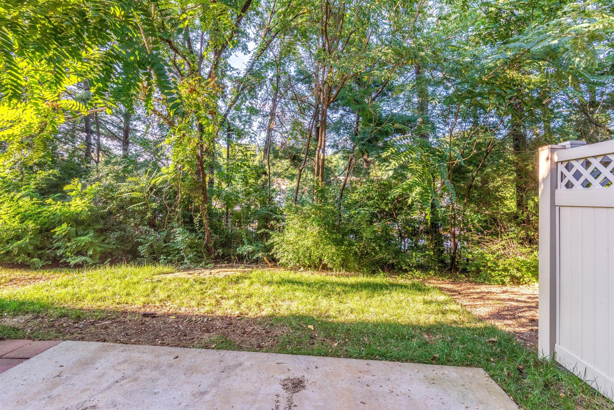 1422 Beech Grove Way