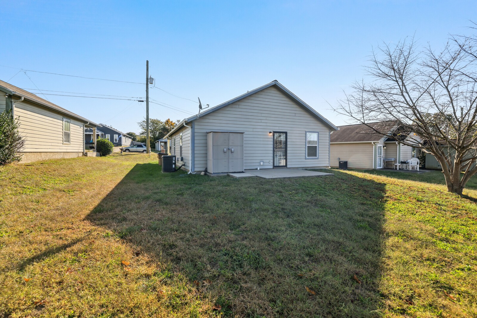3333 Hawkwood Ln