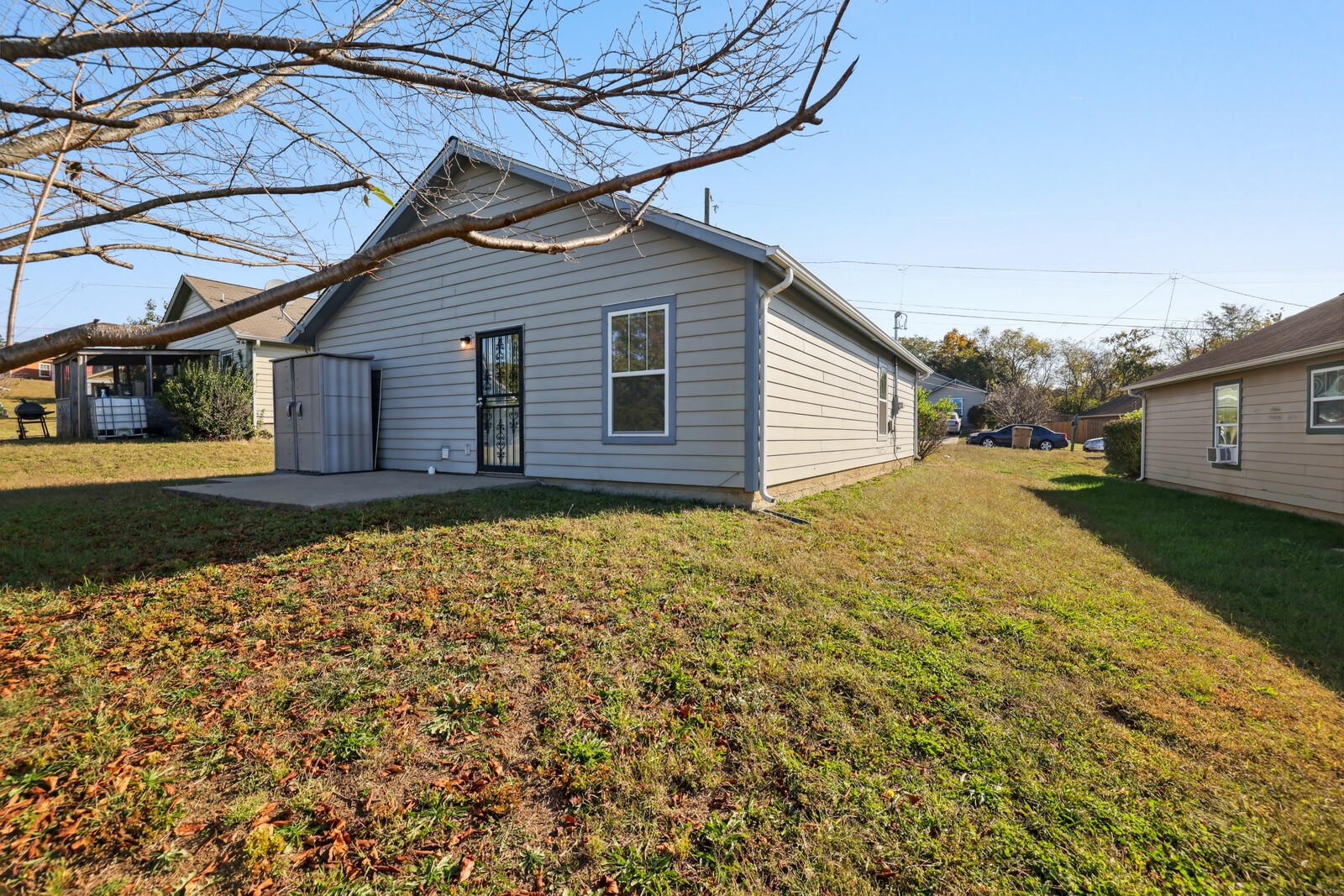 3333 Hawkwood Ln