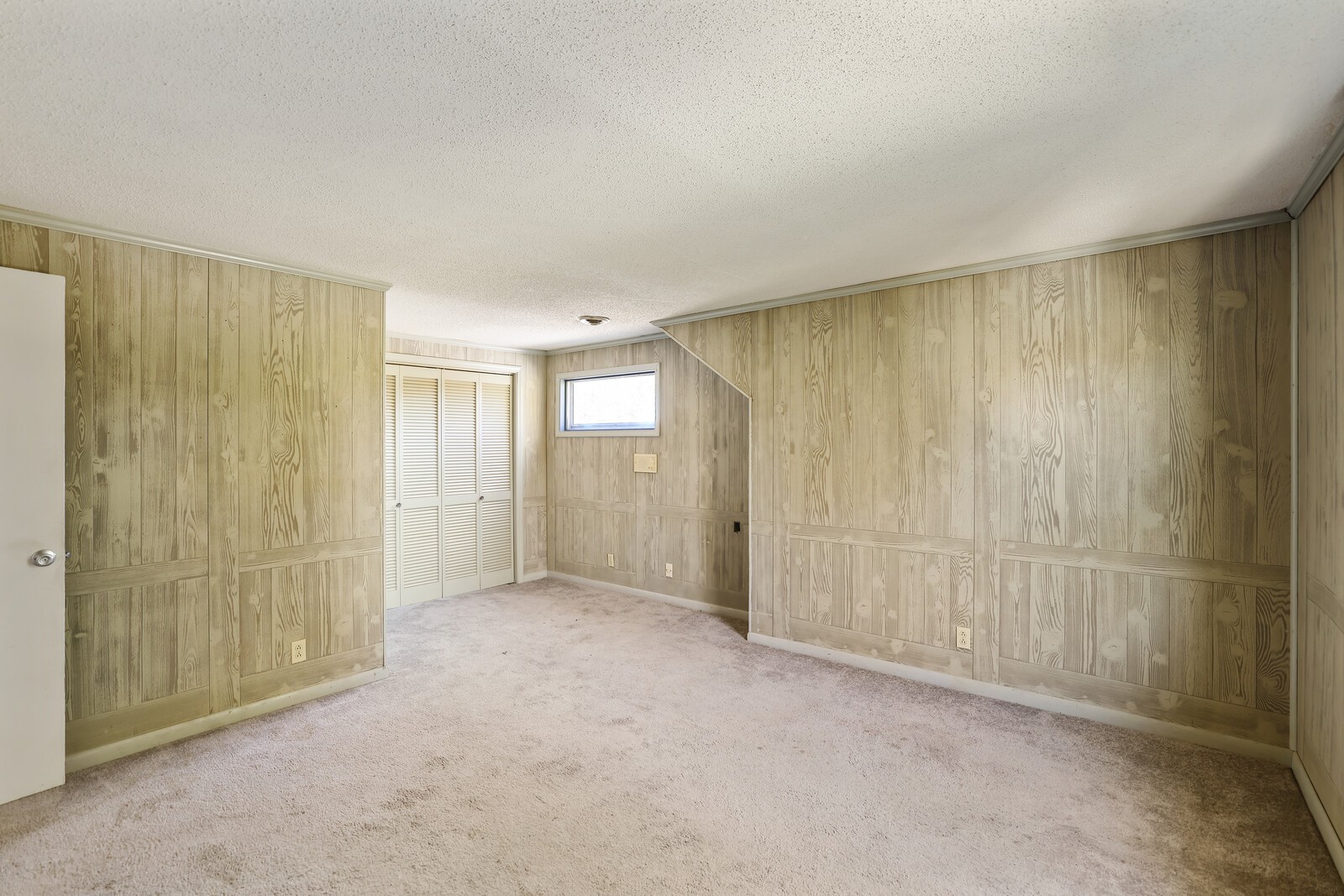 2597 McKnight Rd