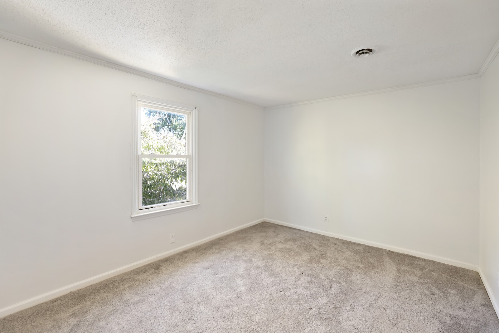 2597 McKnight Rd