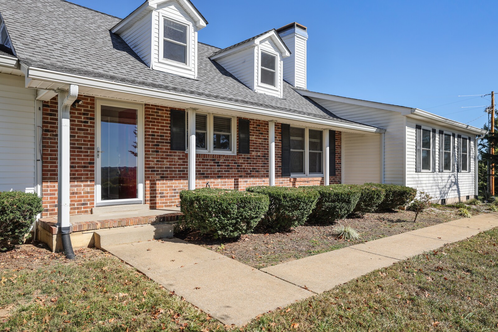 2597 McKnight Rd