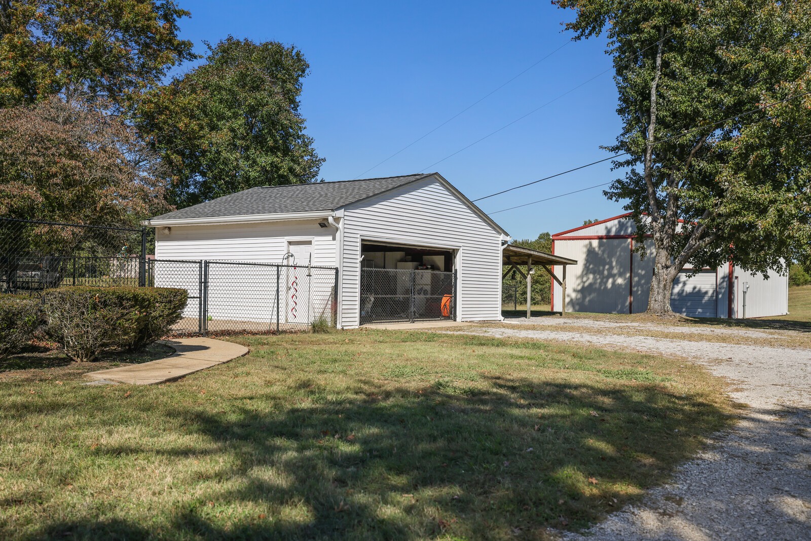 2597 McKnight Rd
