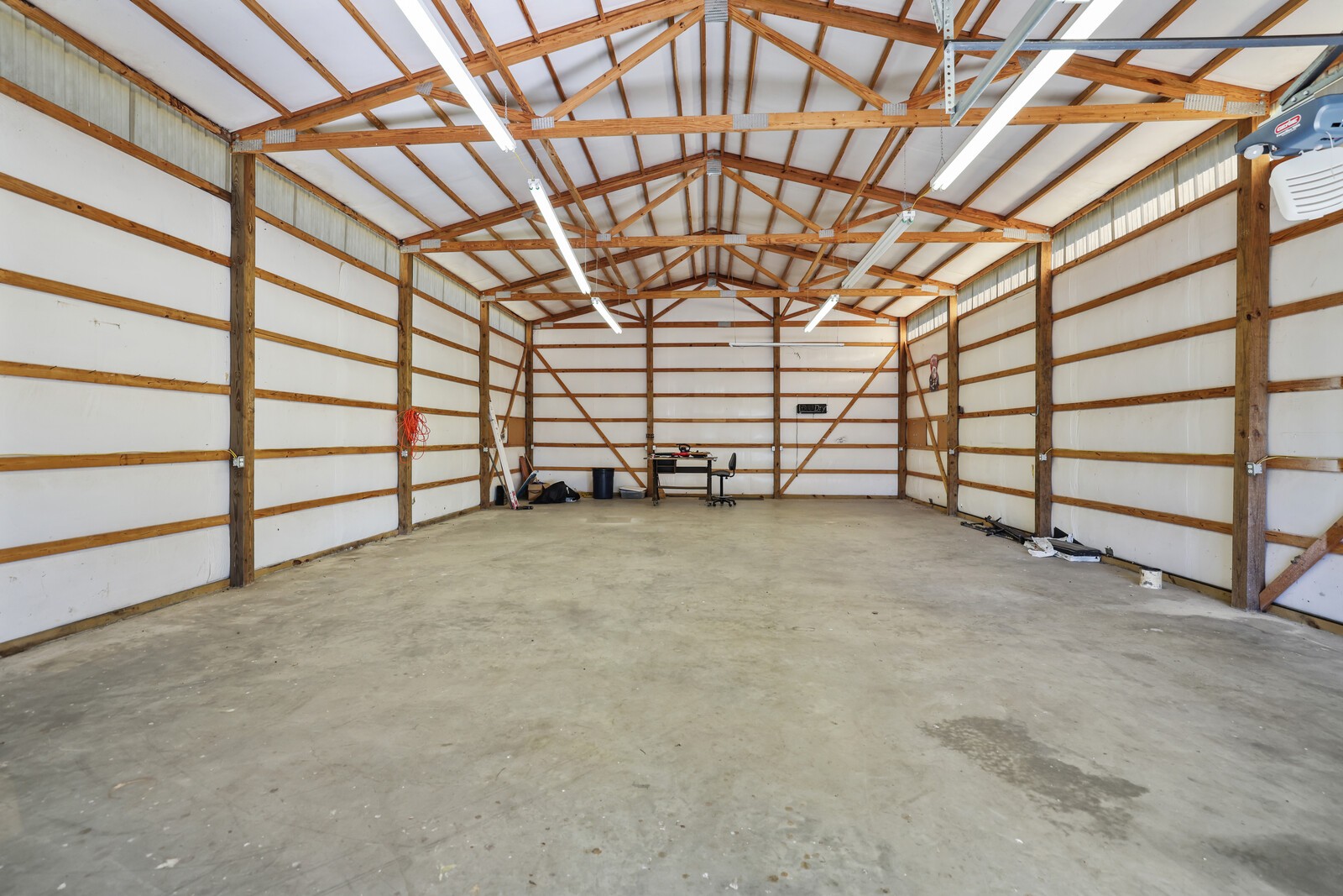 2597 McKnight Rd