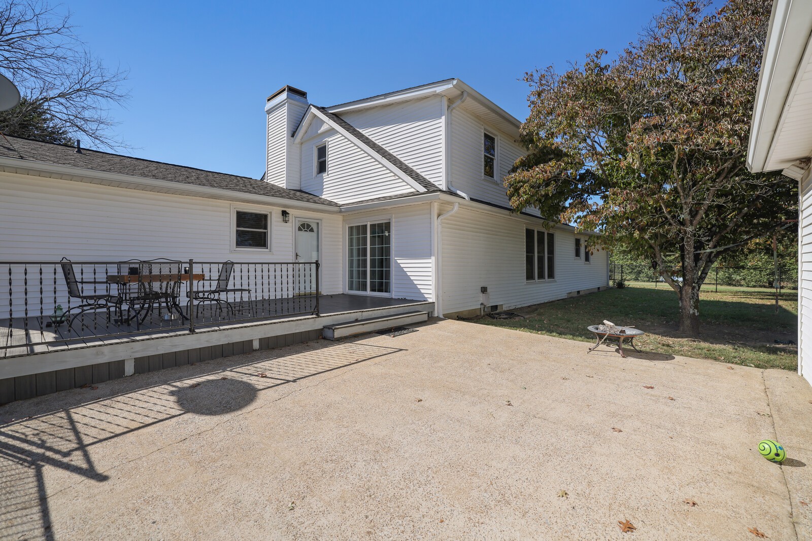2597 McKnight Rd