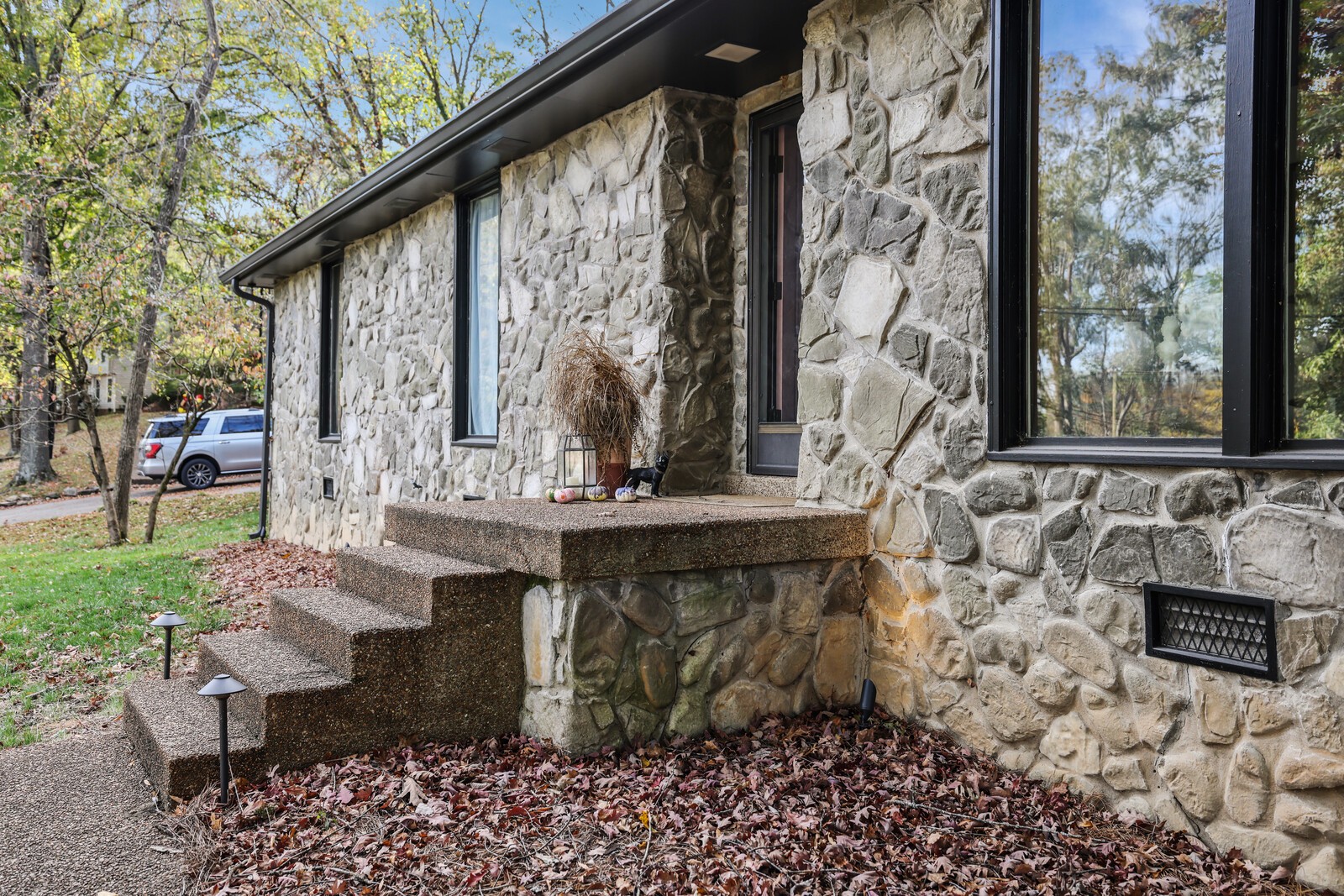 117 Nathan Forest Dr