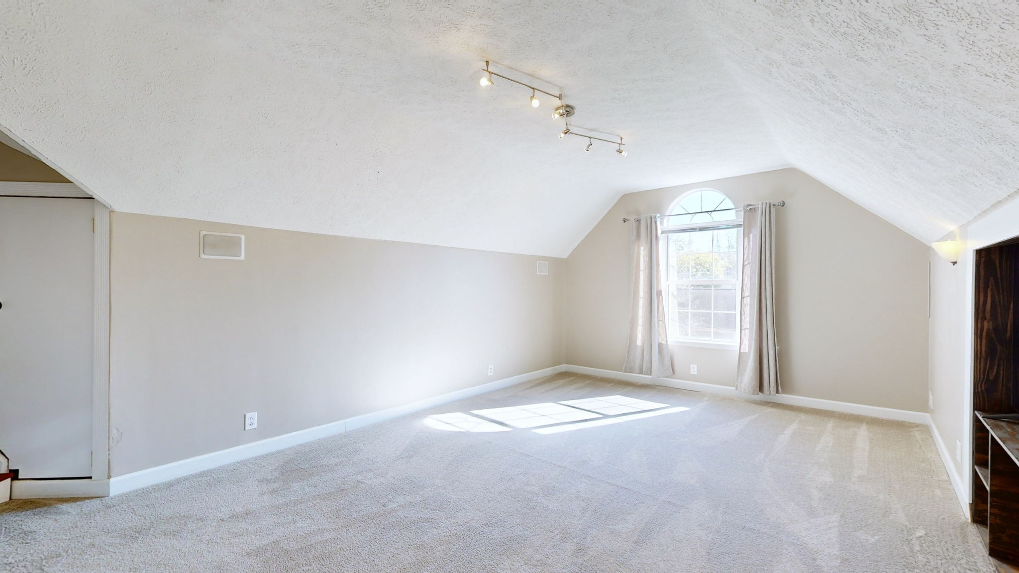 810 Allison Ct