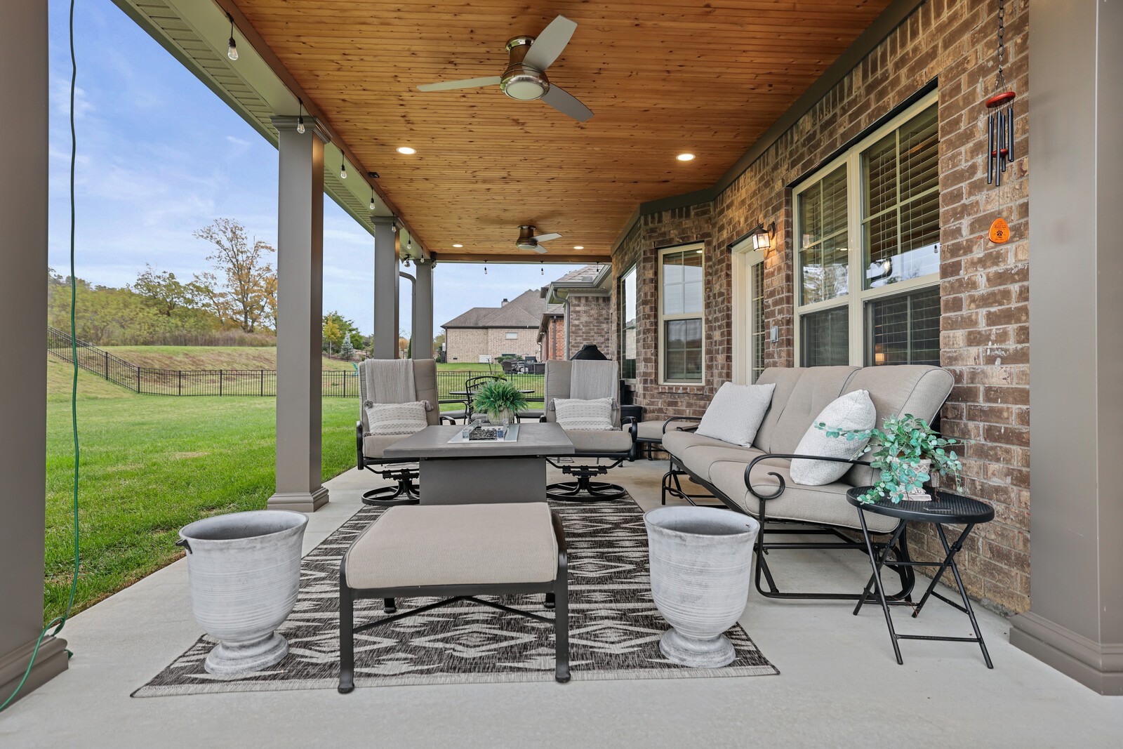 212 Ettington Dr
