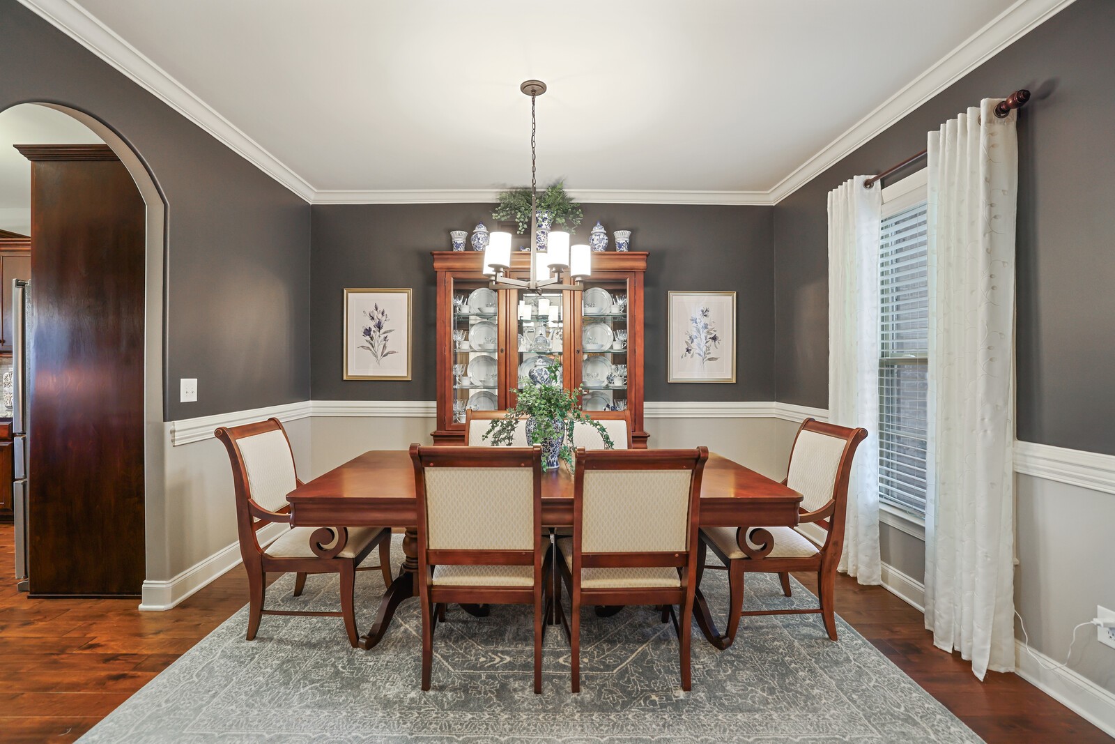 212 Ettington Dr