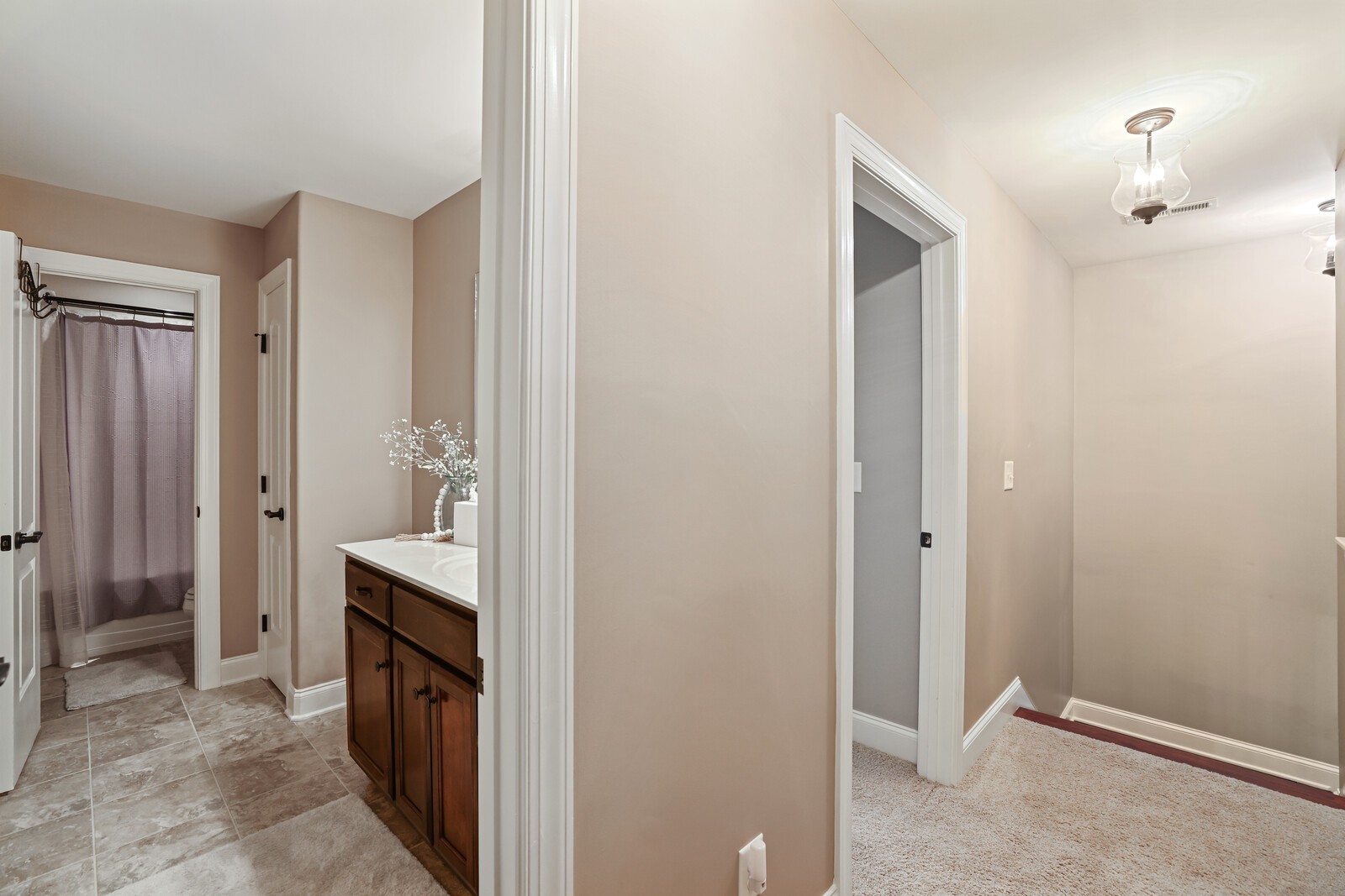 212 Ettington Dr