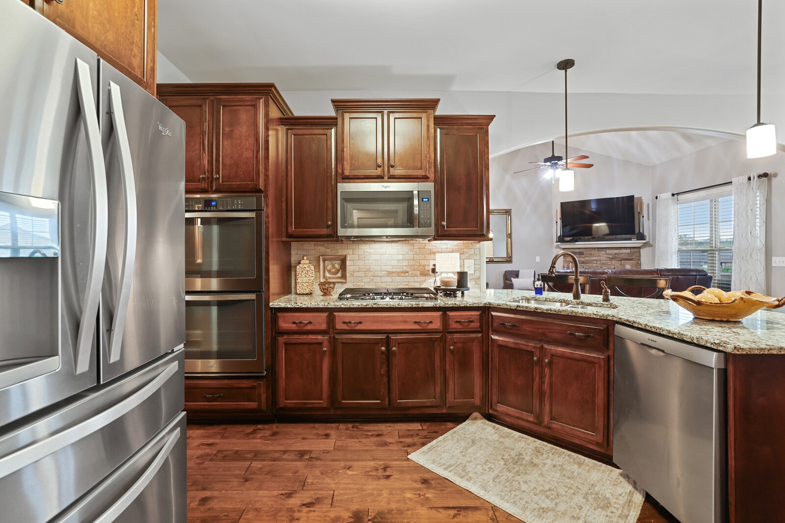 212 Ettington Dr