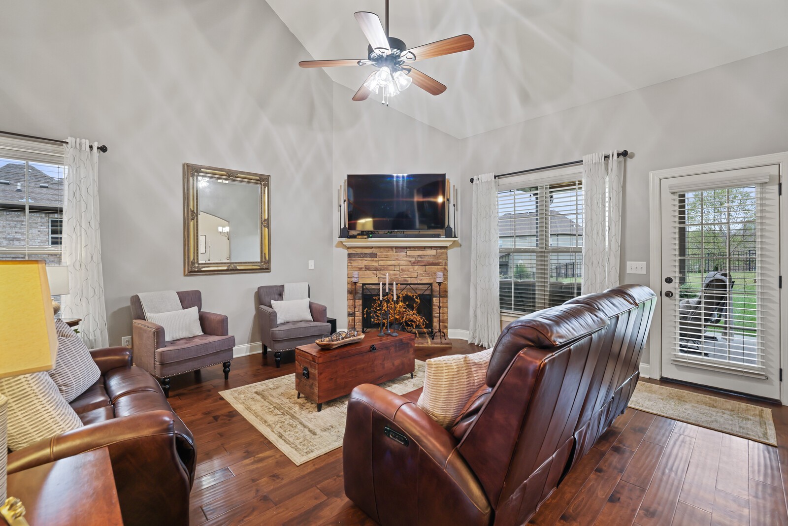 212 Ettington Dr
