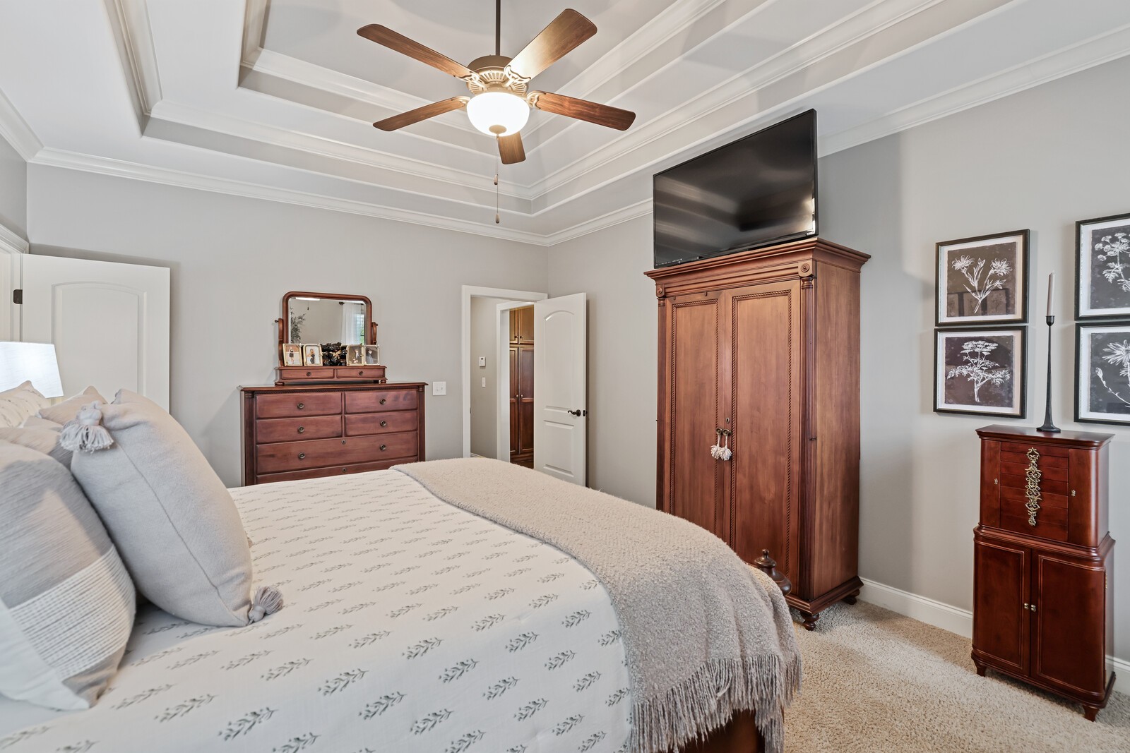 212 Ettington Dr