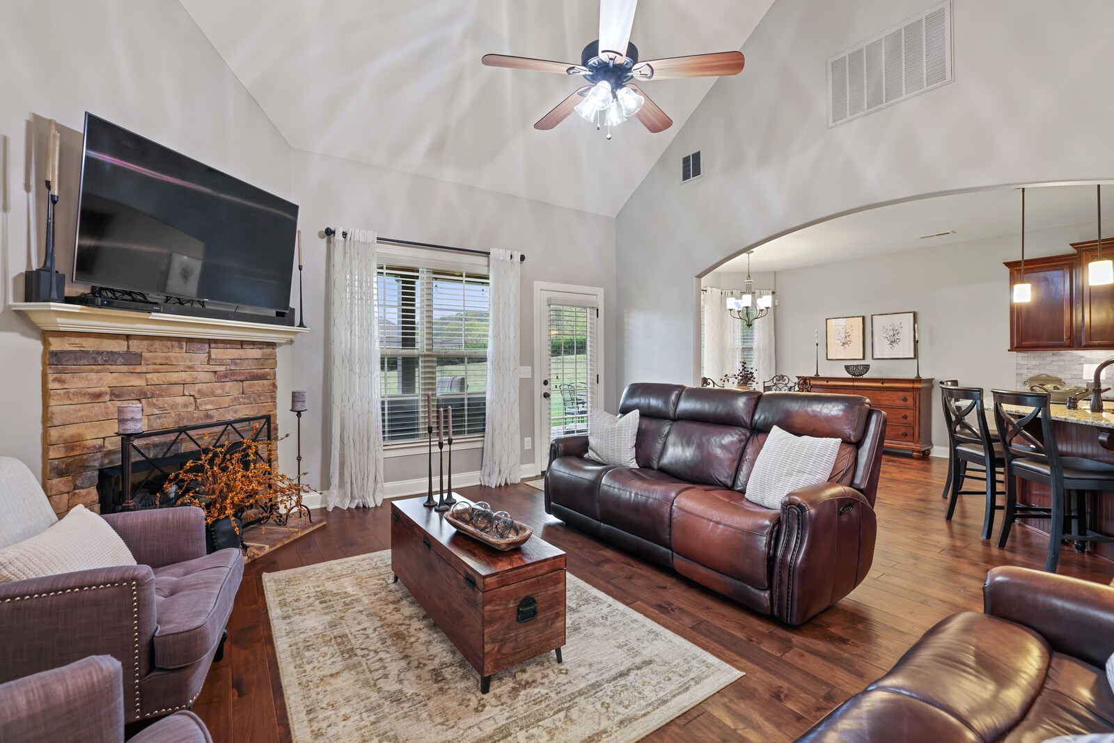 212 Ettington Dr