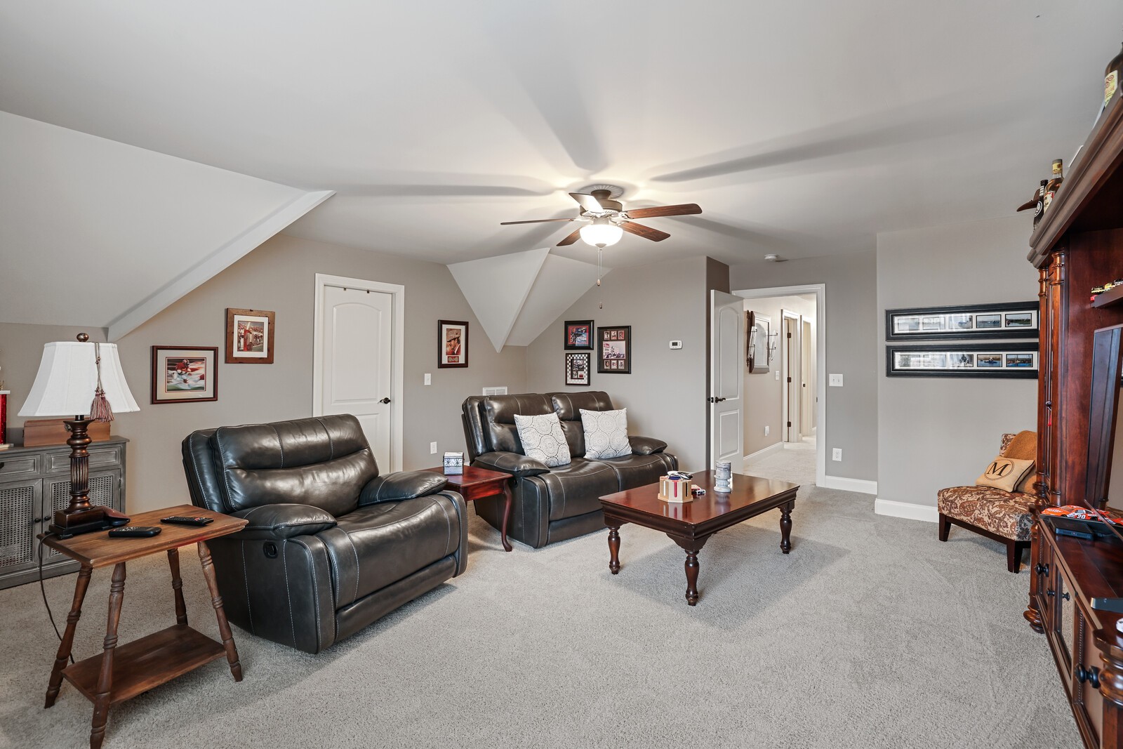 212 Ettington Dr