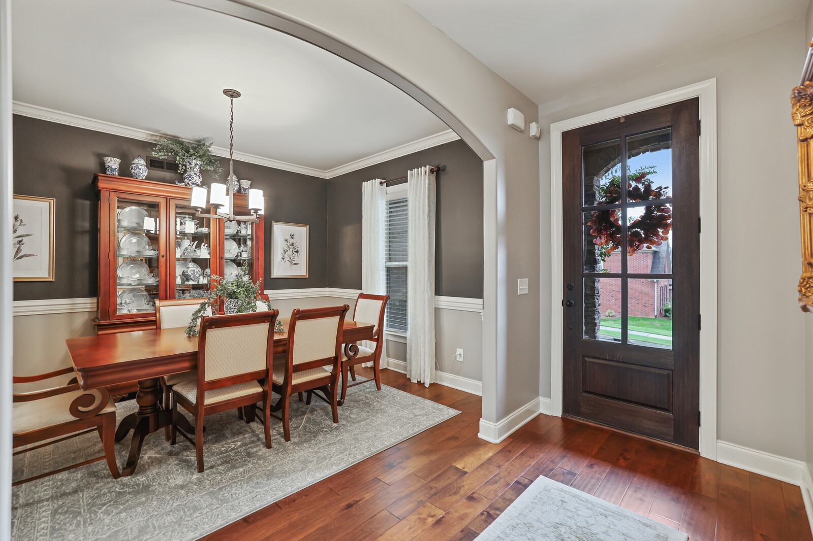 212 Ettington Dr